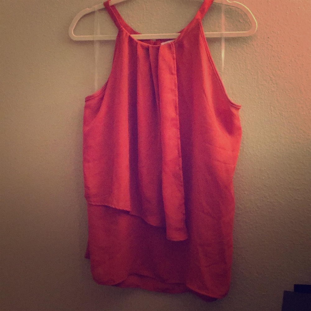 Lightweight sleeveless blouse